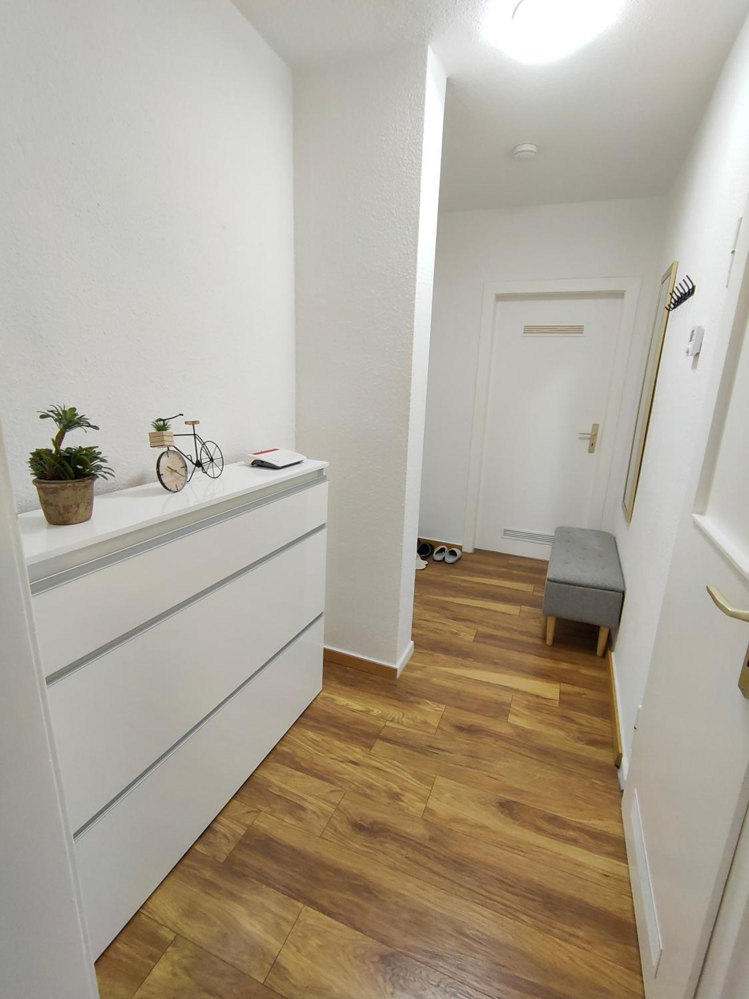 Large Central Apartment - Modern & Fully Equipped - Near Fair كولونيا المظهر الخارجي الصورة